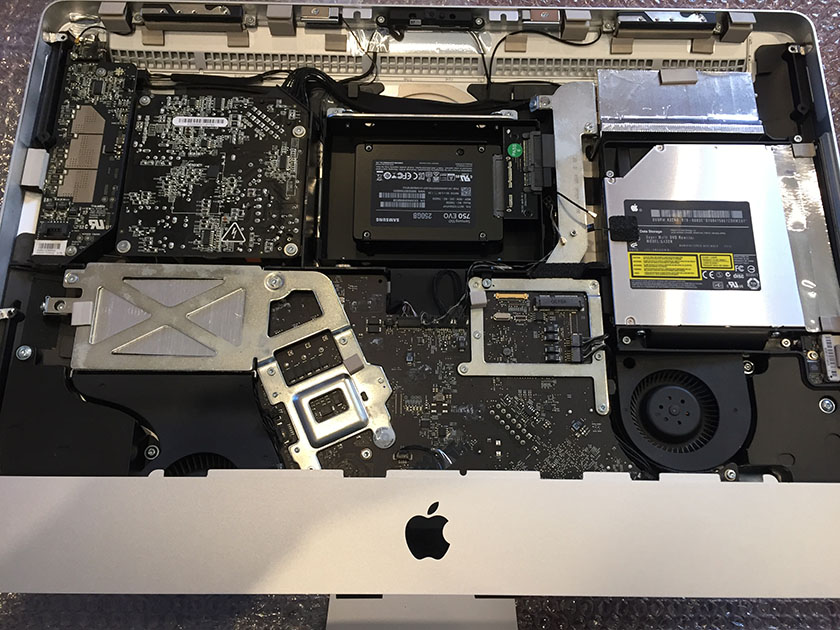 AMD【完動品】iMac Mid 2011 core i5 21.5 ssd換装済